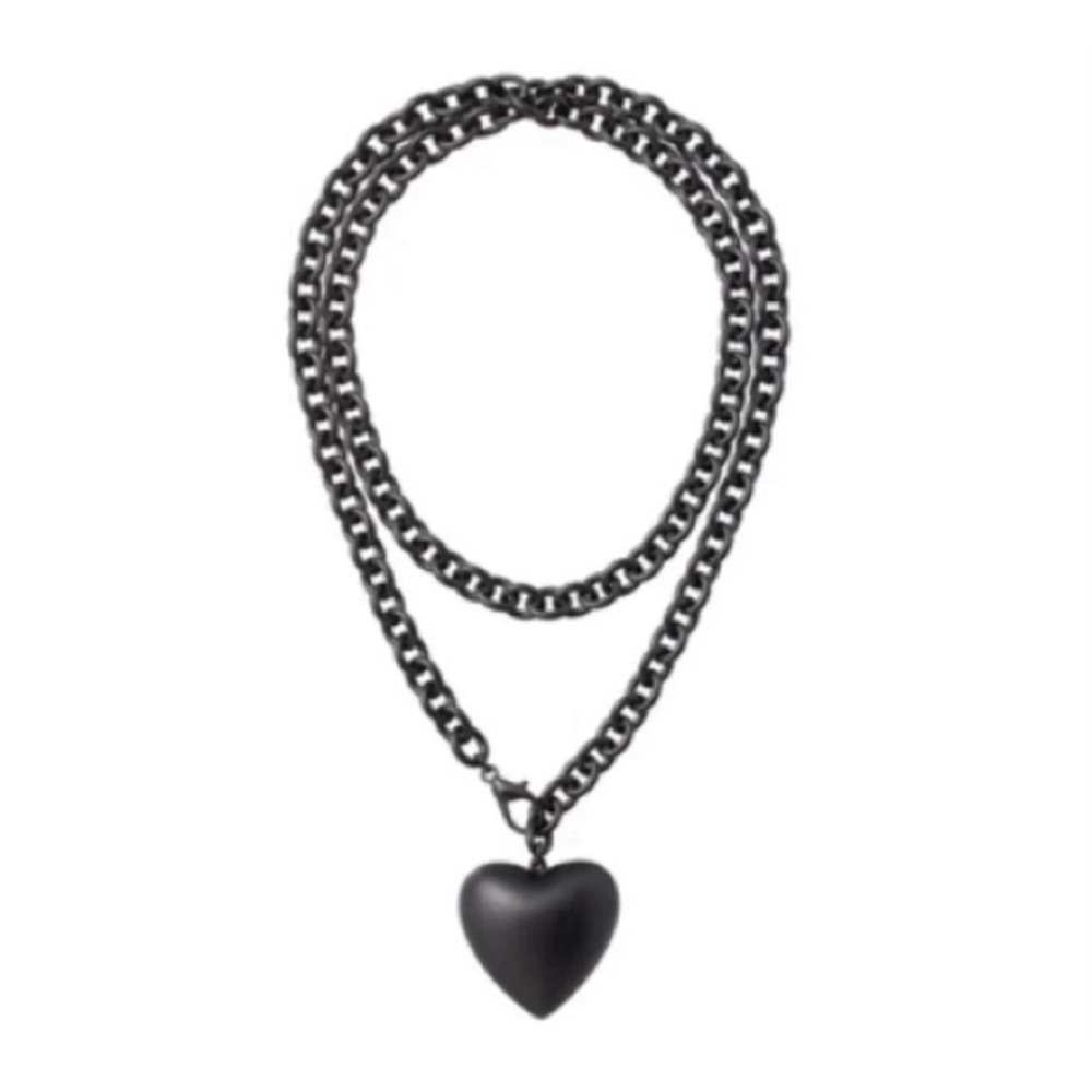 Roxanne Assoulin The Puffy Heart Necklace in Black